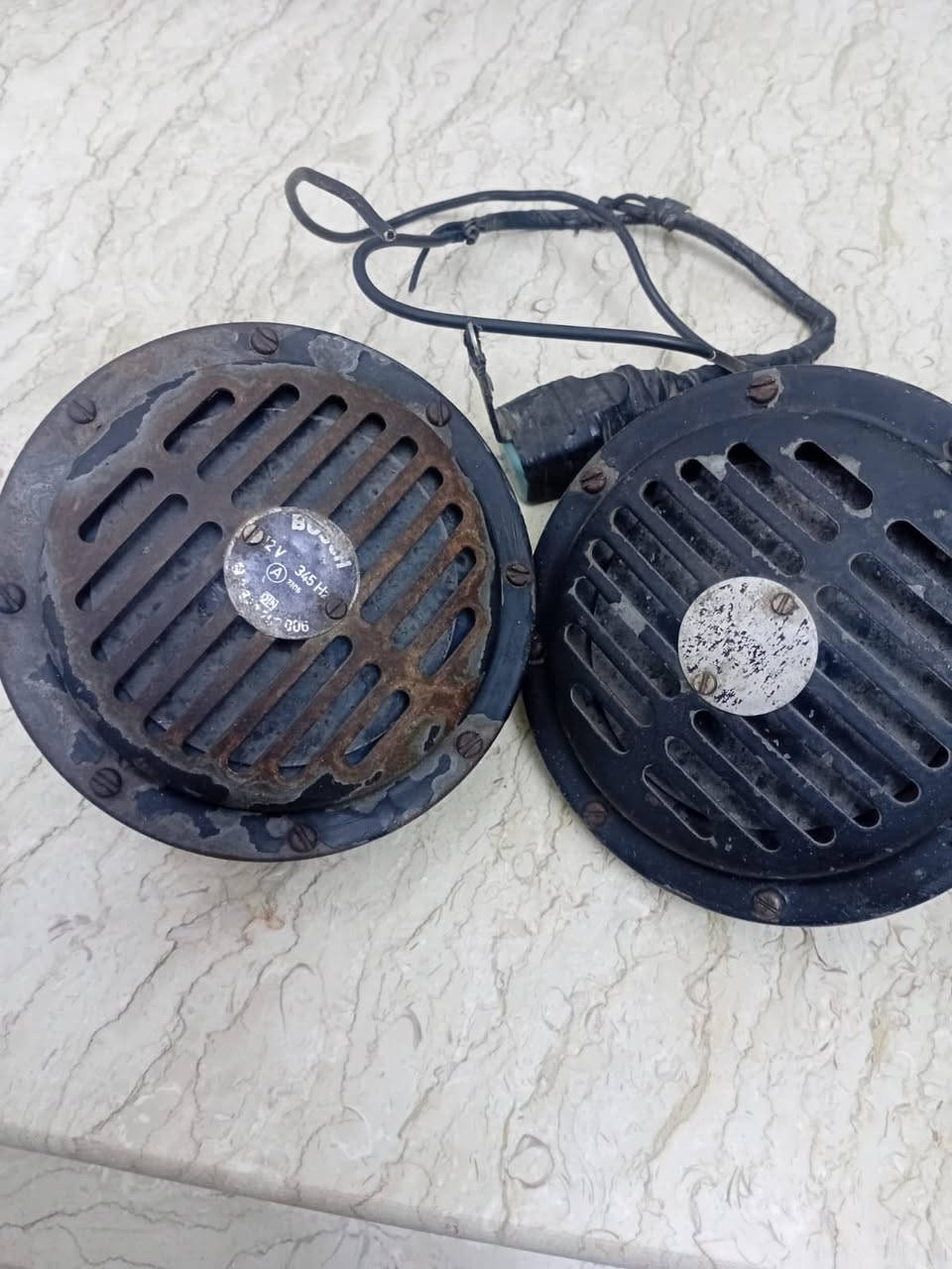 هورن بوش الماني عنجه بلادي مؤسسه مكاني بغداد   متواجد بس رقم هاتف /***********
