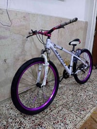 بايسكل استعراضي للبيع نضافه100/100 التزويد ستيرن استعراضي بريك هايدرول...