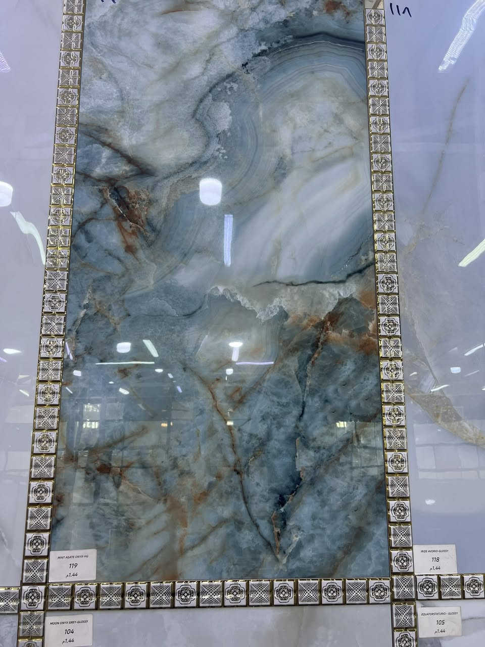 رمضان 🌙 كريم 🌹بسم الله ما شاء الله 🌿✨
جلسه خارجيه با لون جديد لمسة جمالية رائعة تضيف سحرًا وأناقة لأجواء المكان  اي لون يعجبك حسب الطلب 💧مصاطب جلوس بورسلين ضمان 4سنوات  @مساطب جلوس بشكال مختلفه🥀
1- مريحة بالجلوس ✅
2-سهلة النقل والشد💪
3-لاتتاثر بالشمس او المطر☀️ 
4-كونكريت ابيض مسلح بالكامل ⚒️
اسيجه بشكال جميله 🌹…
سنادين اكثر من 4اشكال 🌹
45*45
40*40
70*40

* توصيل داخل بغداد  🚛
* توصيل محافظات للكميات الكبيرة فقط 🚚
……………………………………………

للسؤال / مراسلة الصفحة 

 احمد       ***********  📞

ابو عبد الله     ***********   📞

العنوان / بغداد _ ابو غريب
