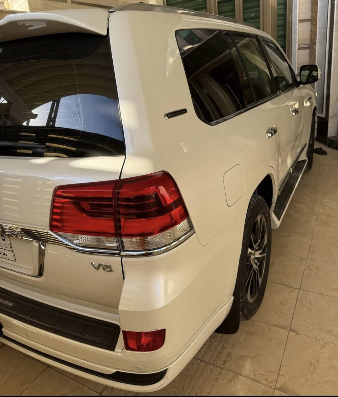 لاندكروز 2021 
بحريني فول مواصفات 
خليجي مكفول 
من كلشي 
ماشيه 63 
الف كيلو متر حقيقي 
كشنات جلد فتحه ثلاث شاشات 
ثلاث قطع تبريد صندوق كهرباء كاميرا خلفيه شاشه ابل كار بلي بلوتوث واي فاي خزن ميموري 
مري جانبيه كهرباء فورويل مودات قيادة ثلاجة 
تايرات دانلوب شادلها جديد  لايتات زنون ليد نهاري 
كراند تورنك شاشه ليزريه 
رقم بغداد باسمي تحويل مباشر
السيارة جداً نظيفه استخدامها قليل مال بيت 
محرك 6 سلندر
السعر 625
مكان السيارة بغداد 

***********
