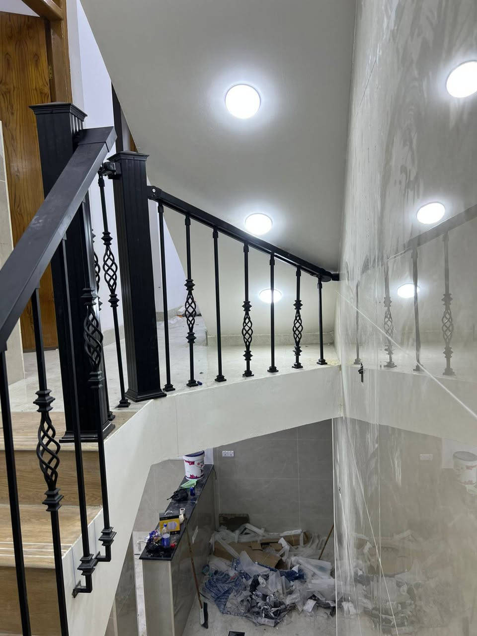 السلام عليكم عرض خاص سعر متر الشباك pvc ٣٧ الف متر القاطع ٣٧الف  الون الابيض الباب الملحق ١٣٧ الف باب ستدر ١٢٥ الف عنوان بعقوبة فلكة الامين مجاور فرن الصمون ***********
