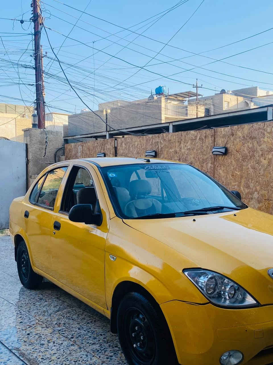 السلام عليكم طيبه موديل ١٥ تخم تاير جديد مكينه وكير خير من الله لا تنقيص ولا تبخير صدر امامي خلفي جديد بيها بارد بل جاملغ المامي وشويه من البنيد ورشات صبغ السعر 33وبيهة مجال بصيط حك الجيه مكاني بغداد العامريه  الرقم ***********
