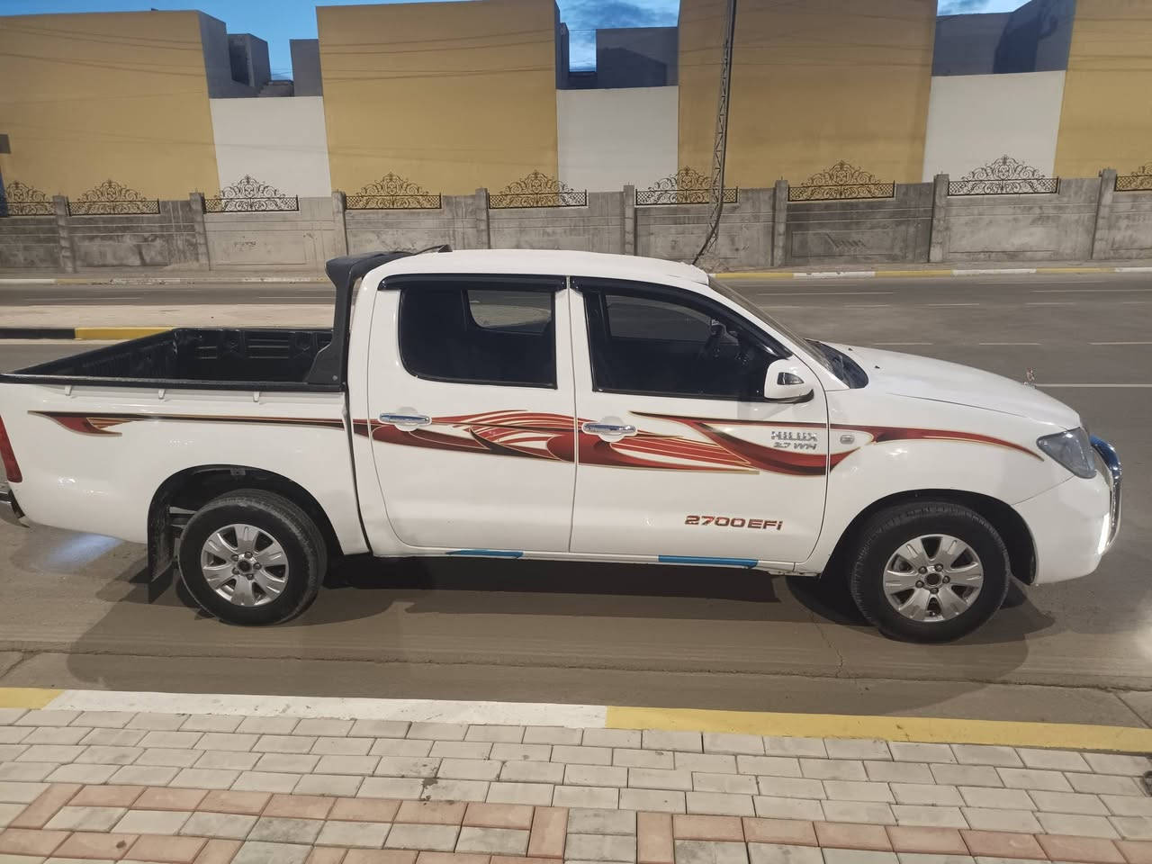 بيكم تيوتا 2010 سعودي سياره حلوه تخبل مكينه وكير مكفولات وشاصي وحداديه بيهه بارد بحافة البنيد وشويه بربع البدي السونار مرفق مع المنشور رقم كربلاء الدولي  باسمي السعر 150 وبيهه مجال قليل للاستفسار الاتصال على 
***********
*********** 
بيع فقط 
المكان كربلاء المقدسة
