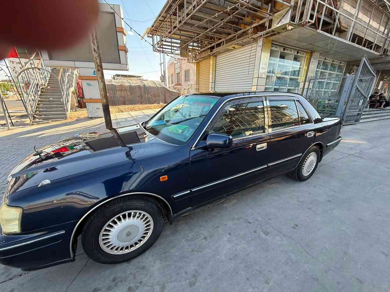 راس الثور تكم للبيع
موديل 1996 السياره نظيفة ومرتبه مال جناي 
مكينه واحد ع واحد vvt-i 
تبريد شغال
حدادية متوسطه 
وبيها جاملغ مبدل من اليابان لان السياره قرار 48 
وبيها مكانات صغيره ماخذه لون
رقم بصرة 
السعر 95 وبيها مجال 

‭***********‬
