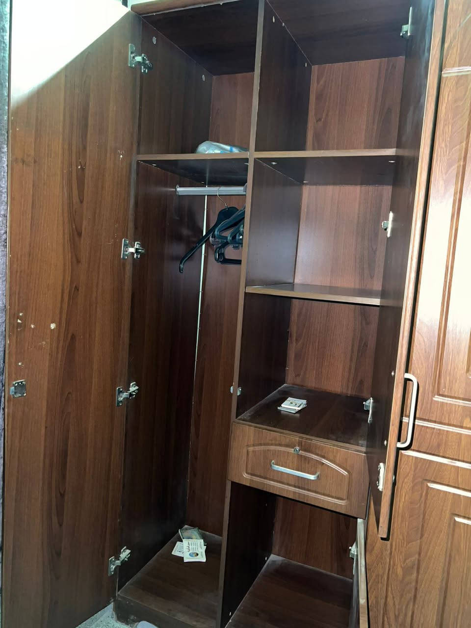 للبيع اغراض جدا جدا نظيفه


**إذا كنت صاحب هذا الإعلان وتريد حذفه لأي سبب، رجاءا أرسل رسالة إلى الدعم الفني**