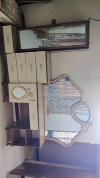 غرفه نوم 4 قطع للبيع تركي قيم واخذ 07849851970