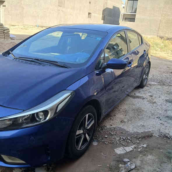 للبيع فورتي ٢٠١٧ امريكي ديالى مشروع وطني اربع قطع السعر ١١٠ تلفون *********** العنوان بغداد
