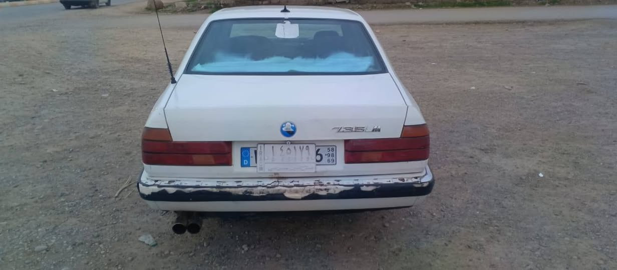 بي ام رقم صلاح الدين ألماني سنويه عظم لسنه 29 شرط التحويل والوكاله كير محرك شرط داخل جديد صدر جديد كهربائيات شغاله تايرات جديد السعر 33 وبيها مجال /*********** //. ***********
