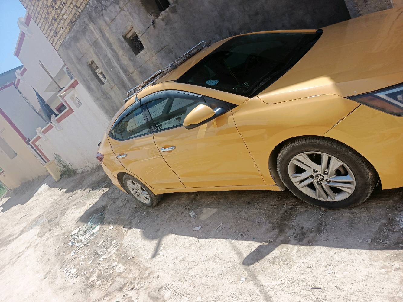 سلام عليكم  للبيع سيارة الانتر 2019وارد امريكي  ضرر  كلش خفيف   

محرك 2000دوش  
كير ايتي  المرغوب  
 تخم تاير جديد  
حداديه  صدر كل شي جديد  
السيارة  بسمي  مصفره هيئه وغرامات  
تبريد   تدفئه  شغال 
منضومه زنون  
مثبت سرعه  شغال 
رادار خلفي  
 كامره  R
رادار امامي  توقف ذاتي 
دوشمه  ارضيه جلد 
دوشمه  كراسي جلد  
تغليف تنته 
السيارة  كامله  من كلشي   
تواصل  ***********