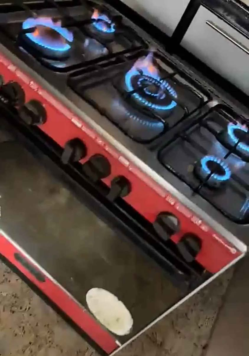 طباخ خمس مشاعل كله شغال نقص الجامن فوق السعر 125 وبي مجال مكاني بغداد مدينه الصدر واكو توصيل بغداد, العراق


**إذا كنت صاحب هذا الإعلان وتريد حذفه لأي سبب، رجاءا أرسل رسالة إلى الدعم الفني**