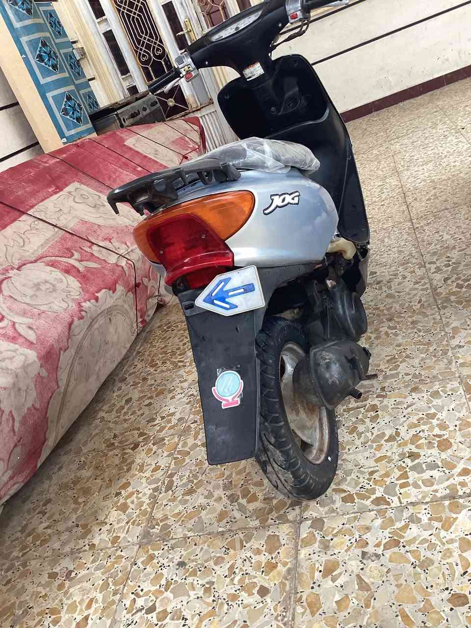 السلام عليكم دراجه عصفوريه 60 اوراق اصولي بسمنا نضيفه مال بيت  نكره سلف كهربائيات كله شغاله مكينه ناعمه الوجه مالها موجود نقصها فقط ترايش اسعر 300 المكان ابورمانه بيه مجال بسيط الرقم الاستفسار ***********
