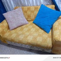 طخم قنفات نظيف ومرتب مع كوشات ب 160 ألف العمارة المحمودية 07770831639