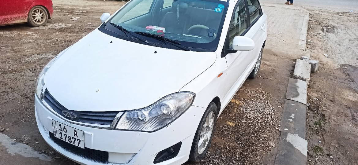 السلام عليكم .. شيري فلاوين موديل 2013 رقم قادسية بأسمي
مكفولة من الضربة والصبغ 
جاهزه بدون نقص .. السعر 43 
العنوان الديوانية المركز .. ***********
