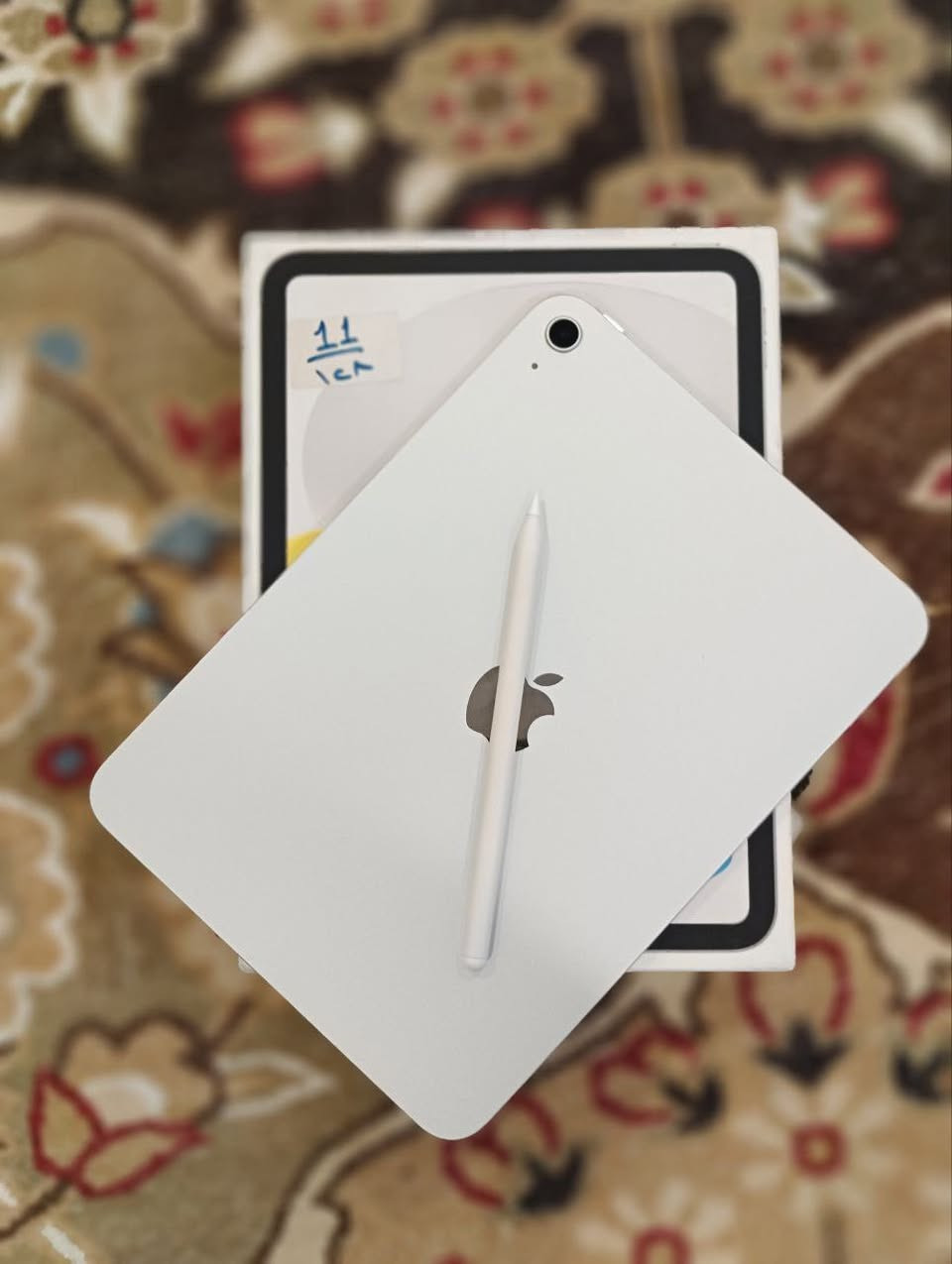للبيع✅ ايباد 11 العادي 📱
ذاكرة 128 📱📴
                                                 بطارية 94 🔋
مع قلم الاصلي (Anker) ✍️📝
                               نظافة 100‎%‎
شاحنة 🔌 وكيبل ⚡️ موجودين ✅ ضمان باقي شهرين وينتهي 📝
للاستفسار 📱: *********** 
السعر : 450 الف 💸💲
وبي مجال للطيبين 🔥❤️
