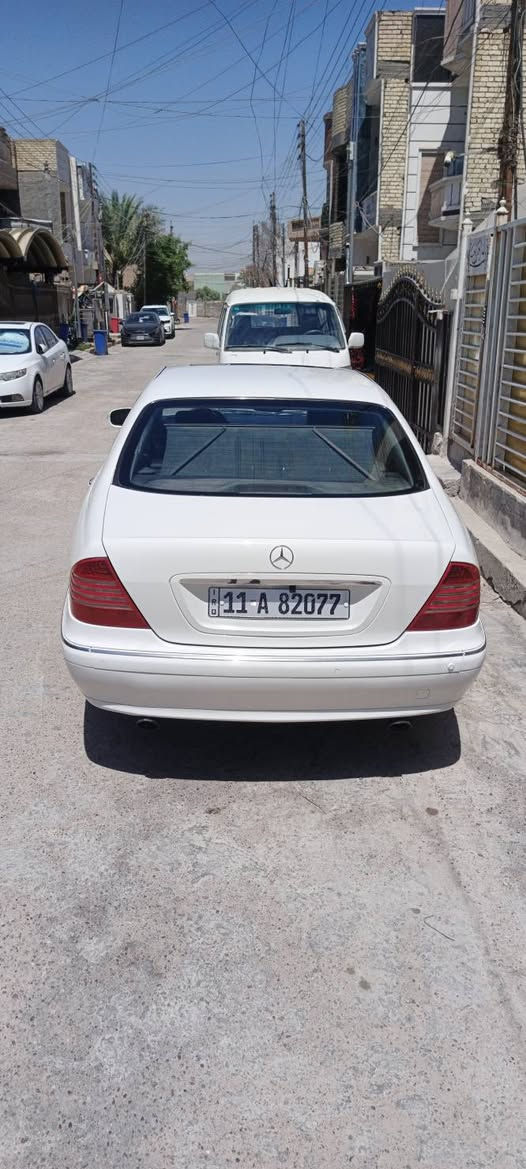 للبيع مارسدس غواصه s320 محرك v6  3500 المرغوب. سياره وارد خليجي كفاله من الضربه اي حادث مابيه صبغ جماليه فقط . مديل 99 . باب طويل فول مواصفات للاخير وكلشي بيه شغال . بيه نقوصات جدا بسيطه . سياره جاهزه تخم تاير جديد تبريد ثلج صدر جديد محرك وكير خير من الله حماوه بعز الحر ويه التبريد ثابته 90 . رقم بغداد باسمي حصرا . سعر 95 ورقه وبيه مجال بسيط . مكاني بغداد حي الجهاد . *********** بغداد, العراق

