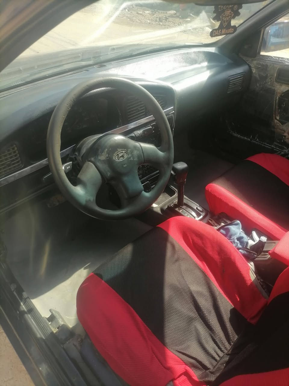 السلام عليكم النتره دمعه
اوتوماتيك صدرها مضبط تبريدها ثلج رقم دولي هزه جديده بيها خيط تبخير مكاني بعقوبه التحرير سعرها 33 ***********
