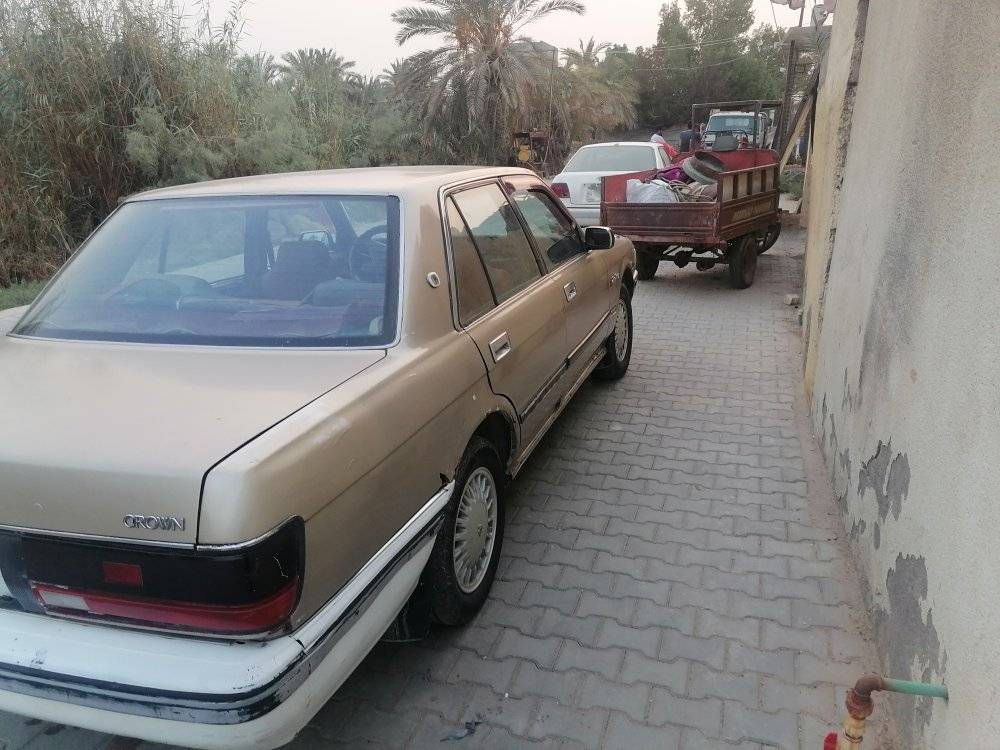 سلام عليكم
سيدان 1988
مكينه كير كفاله
كهربائيات شغاله
حداده نص عمر
مكينه 2500
رقم بغداد الماني راعيه يمي بلبصرة
عنوان السياره بصرة
السعر 30
وبيه مجال حك الجيه
مامتواجد ع الفيس
***********
العنوان البصرة ابو الخصيب
السنويه منتهيه
السيارة بلاد ايسر
