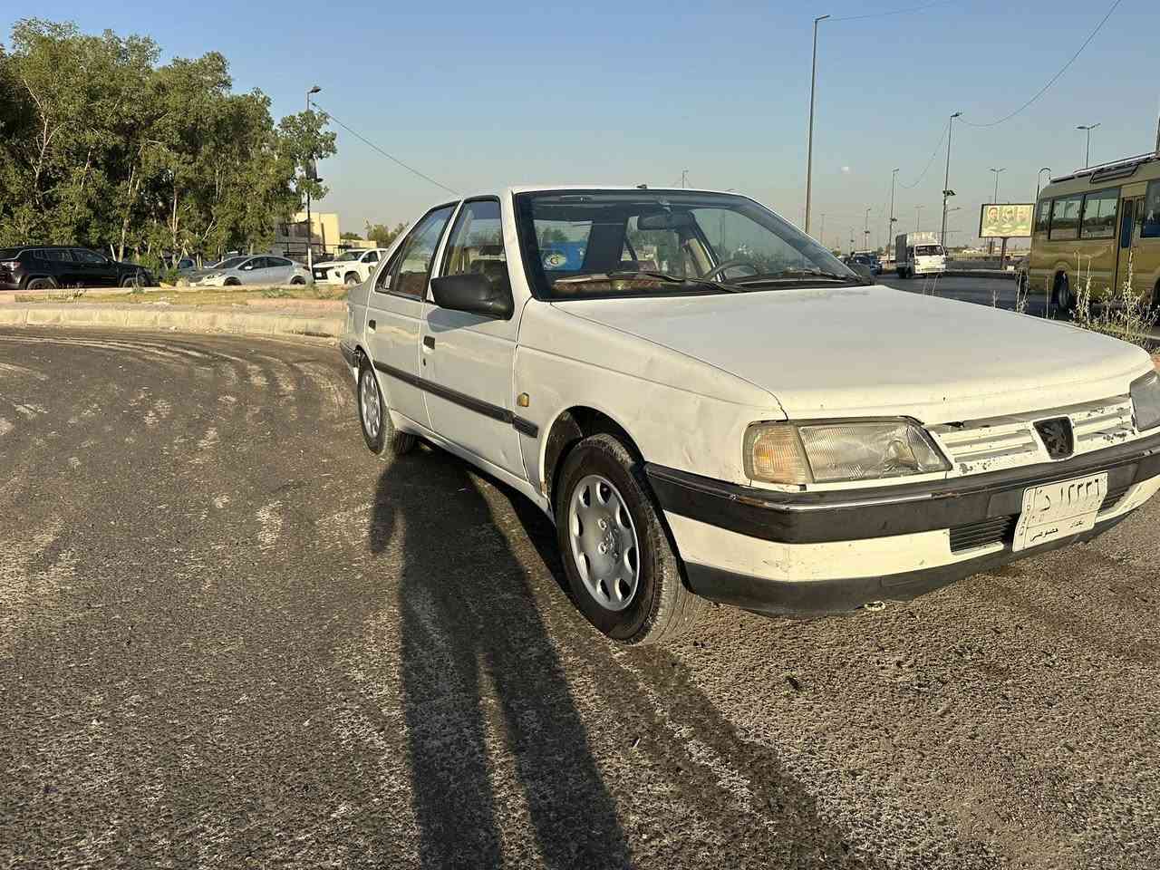‏سلام عليكم بيجو 405جيلكس. 2009  مكفوله من الضربة والصبغ مكينه وكير التبريد صدر أمام خلفي تخم تار￼ سعر 30 مكاني بغداد الشعب ***********
