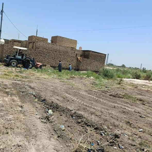 قطعه طابو  زراعي سند 25 للبيع ( المكان وره ملعب الهاشميه / حي الزهراء )
كافه الخدمات واصله يمها من ( كهرباء / ماء )
السماحه ( 200 ) متر 

التواصل ع الرقم ( *********** )
