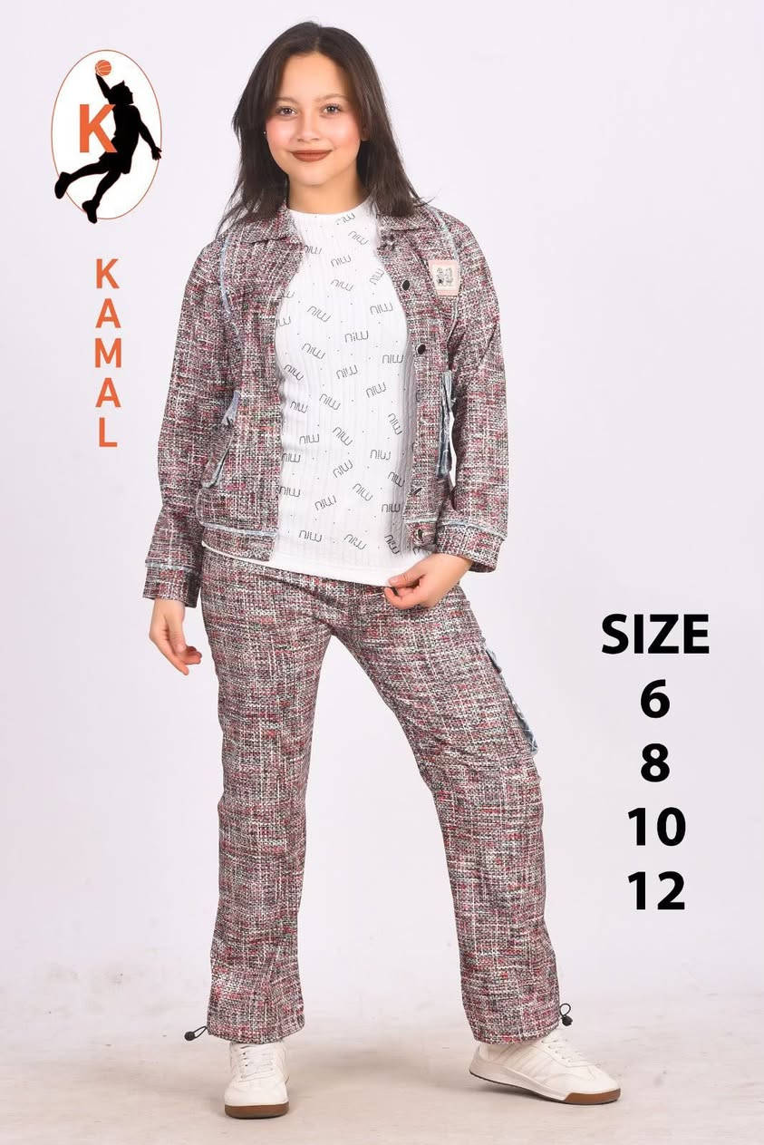 ياالله 🤲
سوت ولادي —بناتي  (كابوي ثلاث قطع)

قياسات والوان مختلفة من 4 —12 سنة 
خامة فول ليكرا كوالتي جداً عالي 
خامة قطنية تركي 🇹🇷100‎%‎ 

كوزمتك ريحانه.         ➰👉💄

#العنوان كوت - الانوار -شارع المواكب ⛩🧶

للحجز /***********📲☂️
