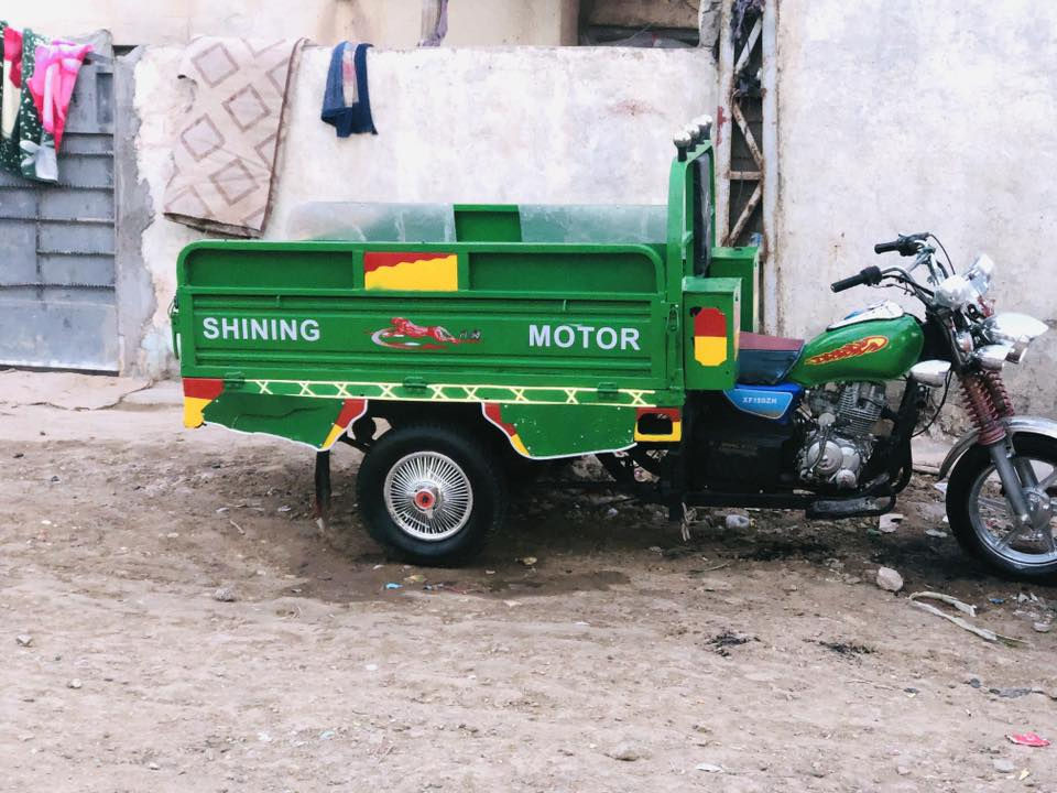 السلام عليكم ستوته جمره موديل ٢٠ ميكنه ٢٤مكينه مكفوله شاصي مكفول البدي شوف العين مكفوله منل اخياسات تايرات نص عمر المكان ميسان عماره السعر ١٨٠٠وبيها مجال خاص ما متواجد ابد المو شراي لا يتعبني رقم صاحب الستوته ***********
