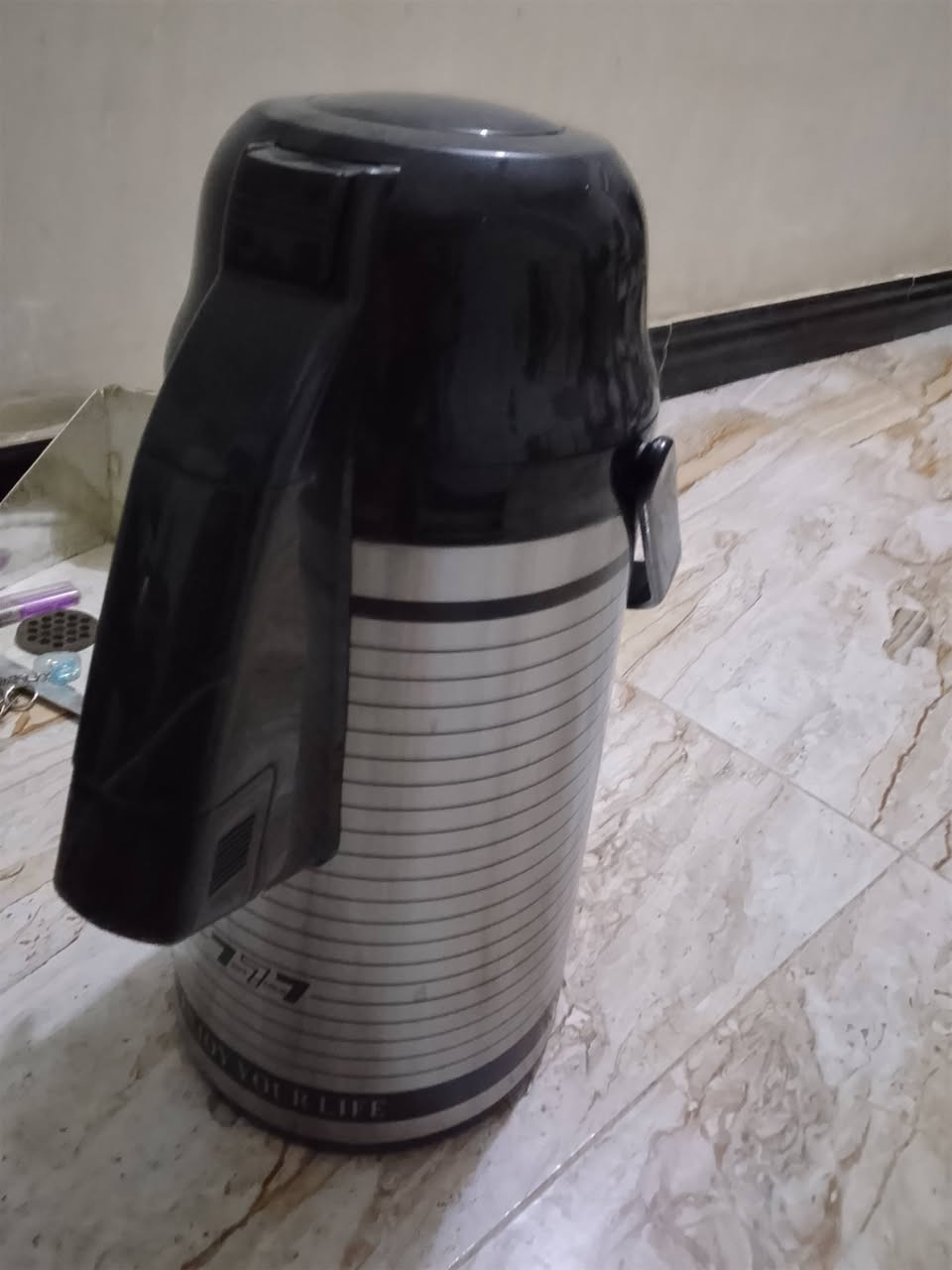 ترامز مال جاي للبيع السعر الواحد ب10 آلاف العنوان الحرية الاولى للاستسفار على الخاص


**إذا كنت صاحب هذا الإعلان وتريد حذفه لأي سبب، رجاءا أرسل رسالة إلى الدعم الفني**