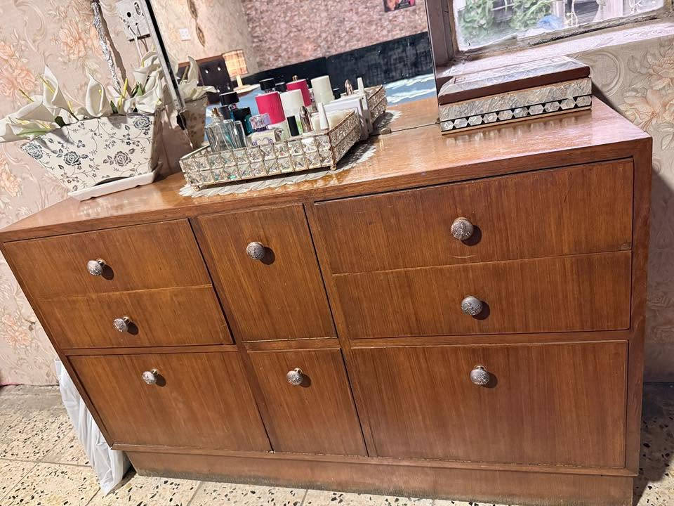 غرفه نوم للبيع صاج نضيفه والسعر 550 وبيهة مجال


**إذا كنت صاحب هذا الإعلان وتريد حذفه لأي سبب، رجاءا أرسل رسالة إلى الدعم الفني**
