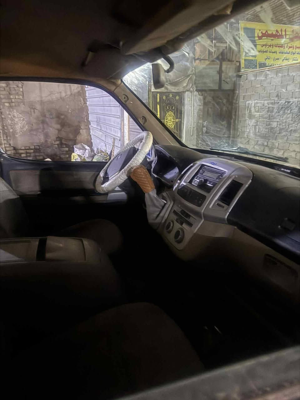 السلام عليكم سياره موصليه لبيع مكينه بطه كير اوتوماتيك اكسن جديد دوشمه نضيفه تخم تاير بيهه ضربه هاذا لبلبجم الصفاح والضهر بلادي صدر جديد اعنده سياره مراوس اراوس واني مكلف بنشر ***********
