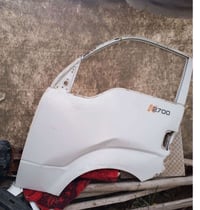 للبيع باب سياره كيا بنكو دبل قماره 2015باب سائق بيه طخه بسيطه 250وبيه ...