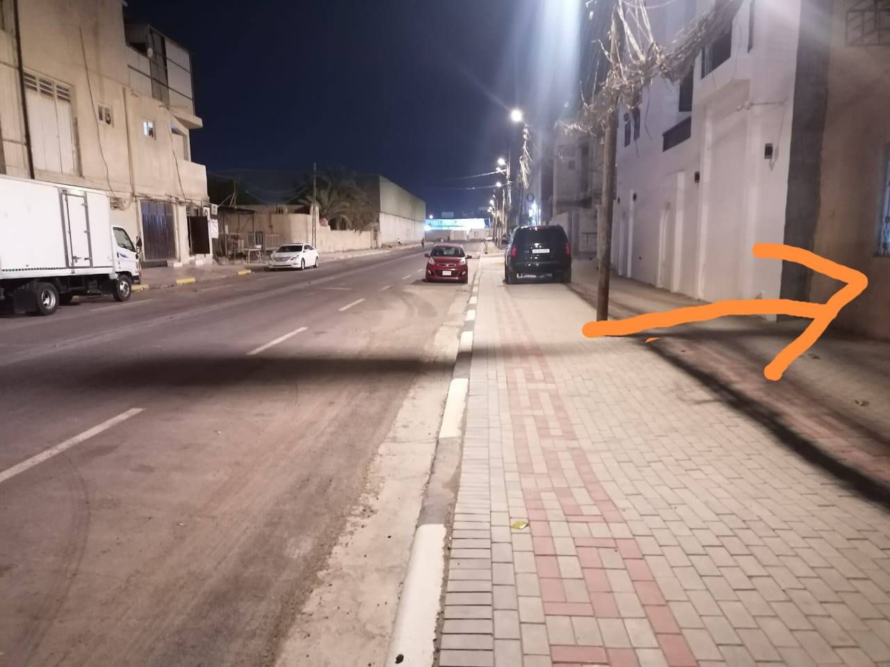 دار للبيع
طابو صرف
مساحه 99 م
 موقع مرتب واجهه 9 م نزال 11 م
يحتوي 2 غرف ومطبخ وصحيات
عرض الشارع 20 م بحي المعملجي بسعر مناسب
للتواصل على الرقم ***********
