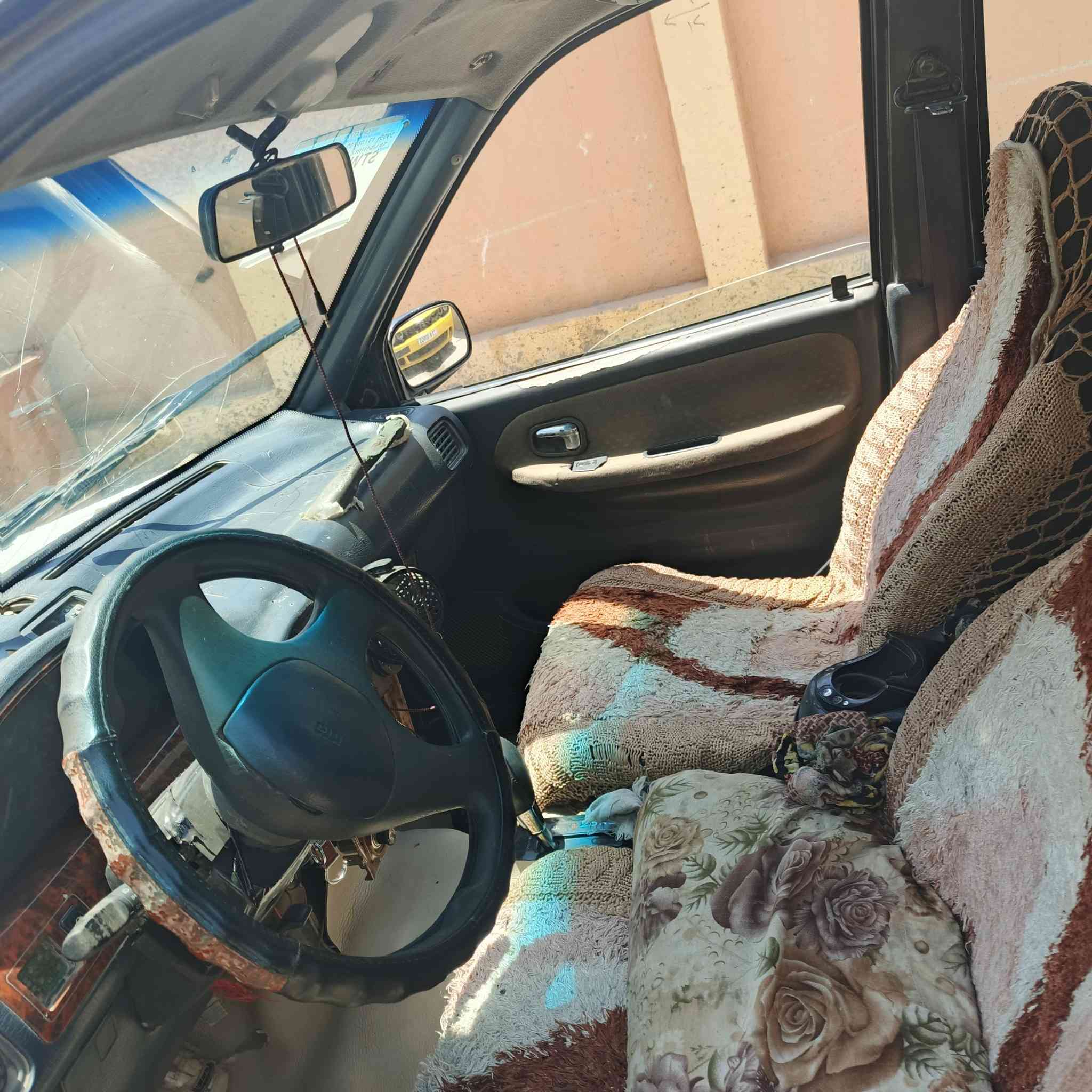 للبيع كيا سبورتج 94 رقم بغداد شرط تحويل 
مكينه مابيهه سعر 25///***********
