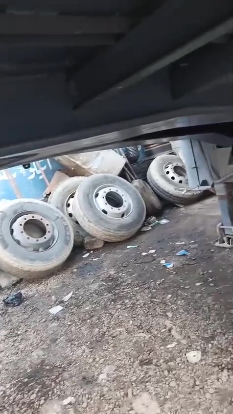 السلام عليكم عربانه لليجار جاهزه عل شغل بلا تايه ويل سعر اليجار ٣ اشهر السعر ٢٧ وبيها مجال اجر  فقد الموصل الستفار رقم الموبايل ***********
