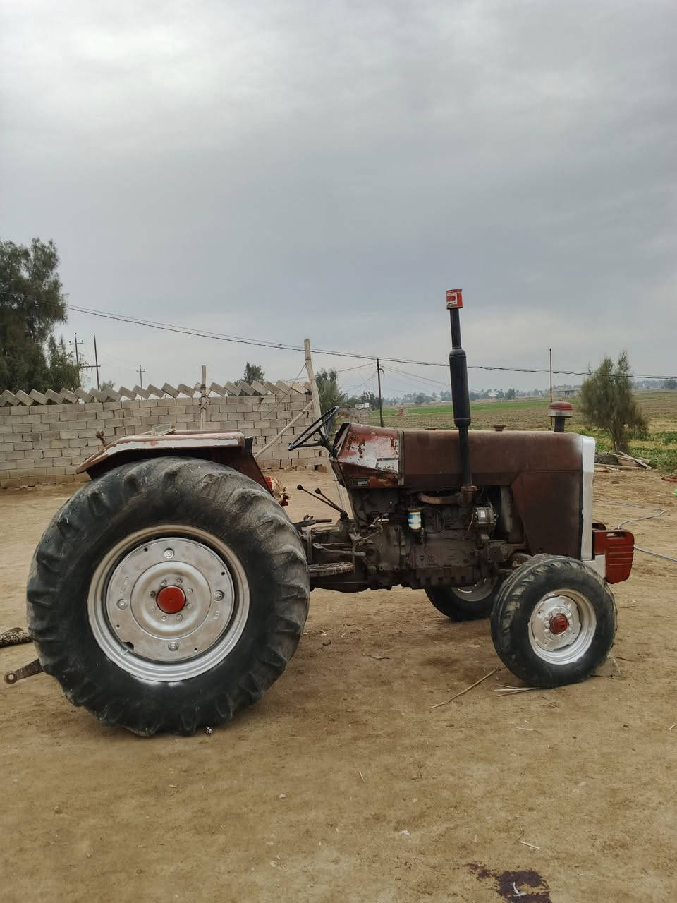 سلام عليكم مكينة فوركسن خمسه وسبعين جاةزة بدون رقام. مكان بقداد أبو قريب ولشراي يتص ويدلل*********** ***********
