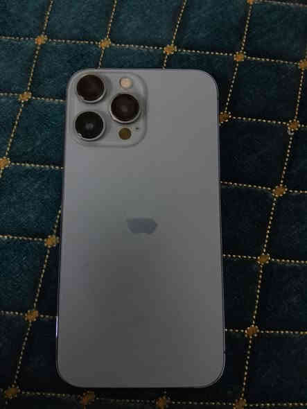 سلام عليكم ✌️
ايفون اكس ار محور 13 برو لون سمائي مميز 
جهاز نظيف كلش فقط مبدل بطاريه 

بطاريه 💯    السعر ١٧٥ وبي مجال شراي تشلع عيوني مو شراي لا تعلق ولا تجي 
ذاكره 128 
 
مكاني بغداد الشعله ***********
