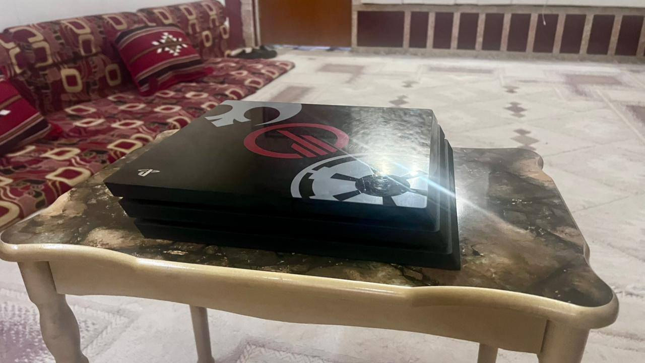 ابلي 4 ابرو باندل مهكر هارد داخلي ذاكره تيره
جهاز نضيف كلش ما مفتوح ولا اموديه تصليح استعمال قليل جدآ بي 3 جوستك 
العاب بي
كراند5
كادفور 4
كادفور 5
الدن رينق
سبايدرمان
ردد ردمشن 2
هورايزن
ساموراي
بعد هواي..
رايده اب 450 بي مجال مكان ناصريه مركز
*********** موجود وتساب
