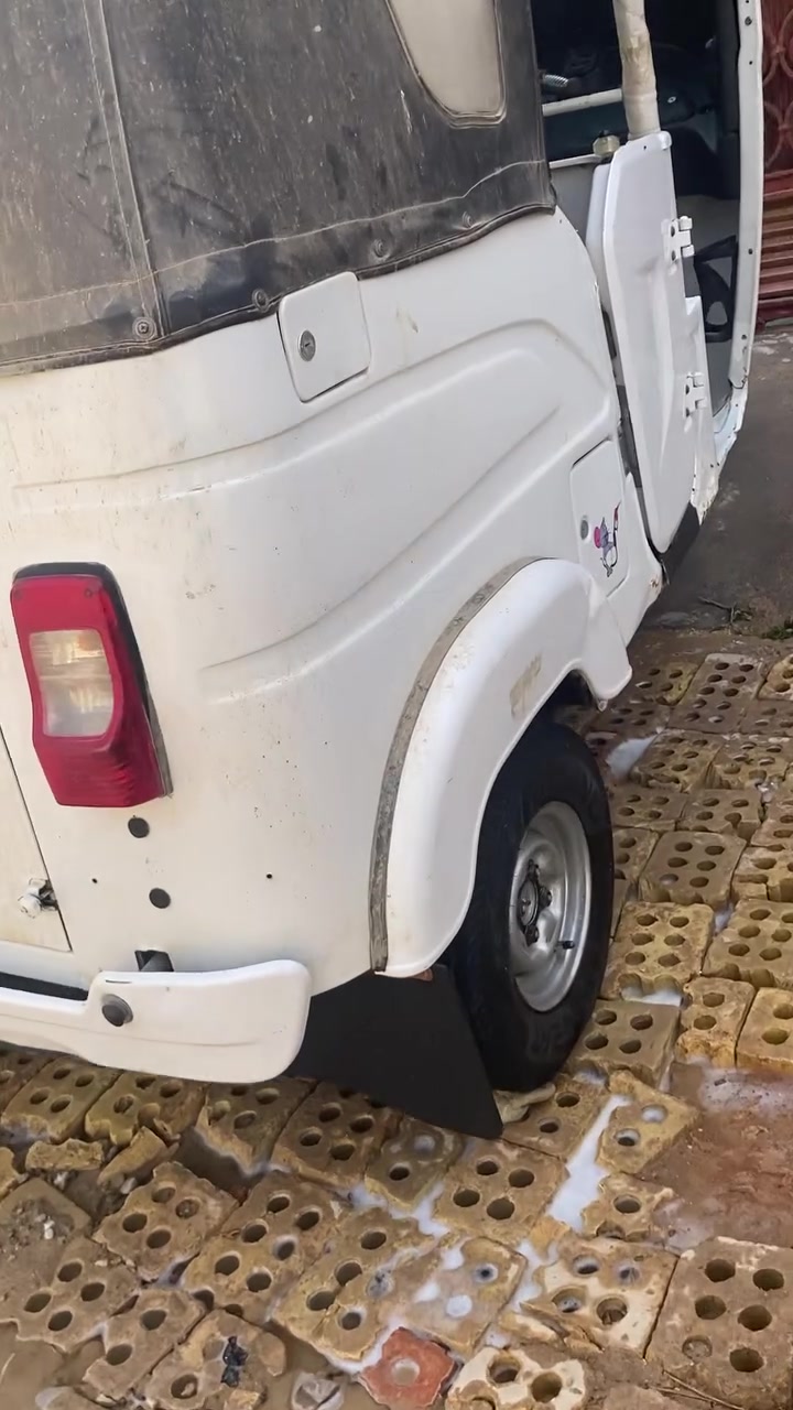 سلام عليكم تكتك البيع موديل 2021 شهر 11 وي ستفسارعل رقم ‪0774 603 7487‬
