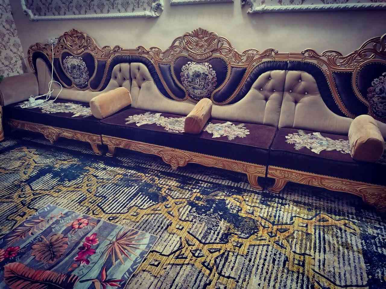 سلام عليكم ورحمت الله
تخم للبيع 11.. متر.. ملكي نضافه 99 بل ميه

العنوان.. بغداد بوب الشام قرب القوس
رقم.. ***********.....***********
وذا تحب تواصل خاص
