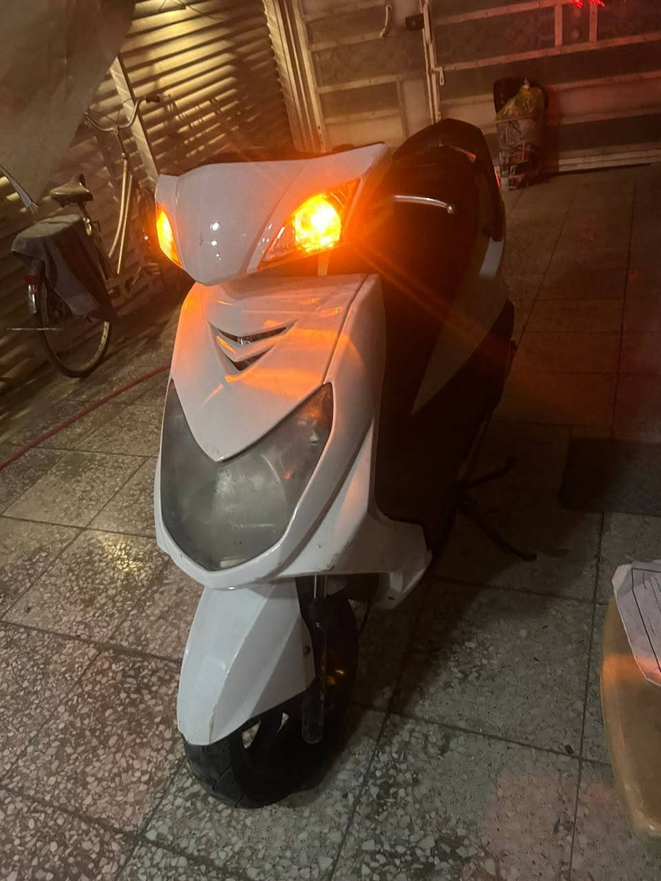 للبيع *********** بغداد حي الجامعه
