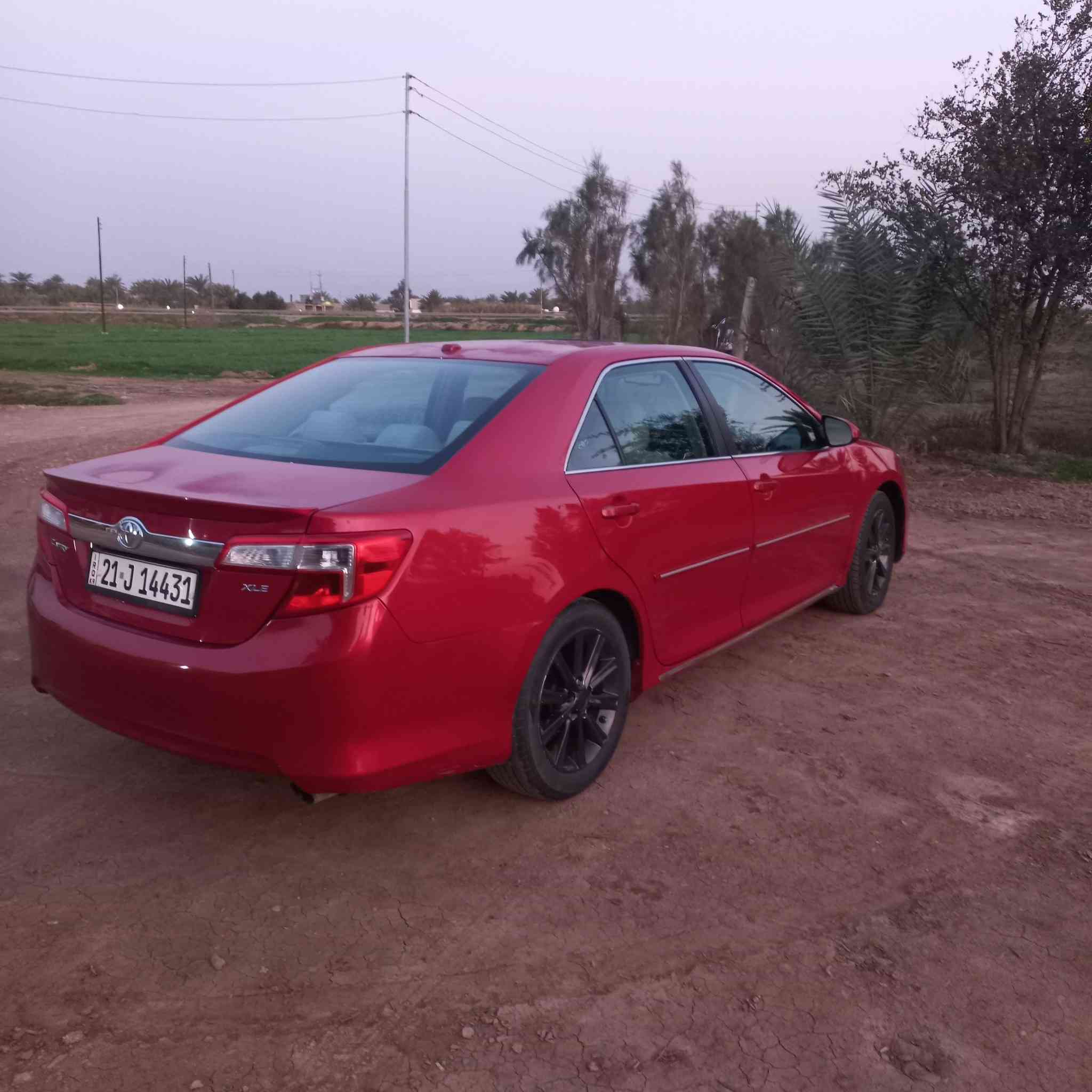 كاميري 2012 للبيع فول مواصفات فقط جاملغ امامي مصبوغ بدون دواخل كير محرك ممتاز طخم تاير .السعر 150
الموقع بعقوبة ***********
