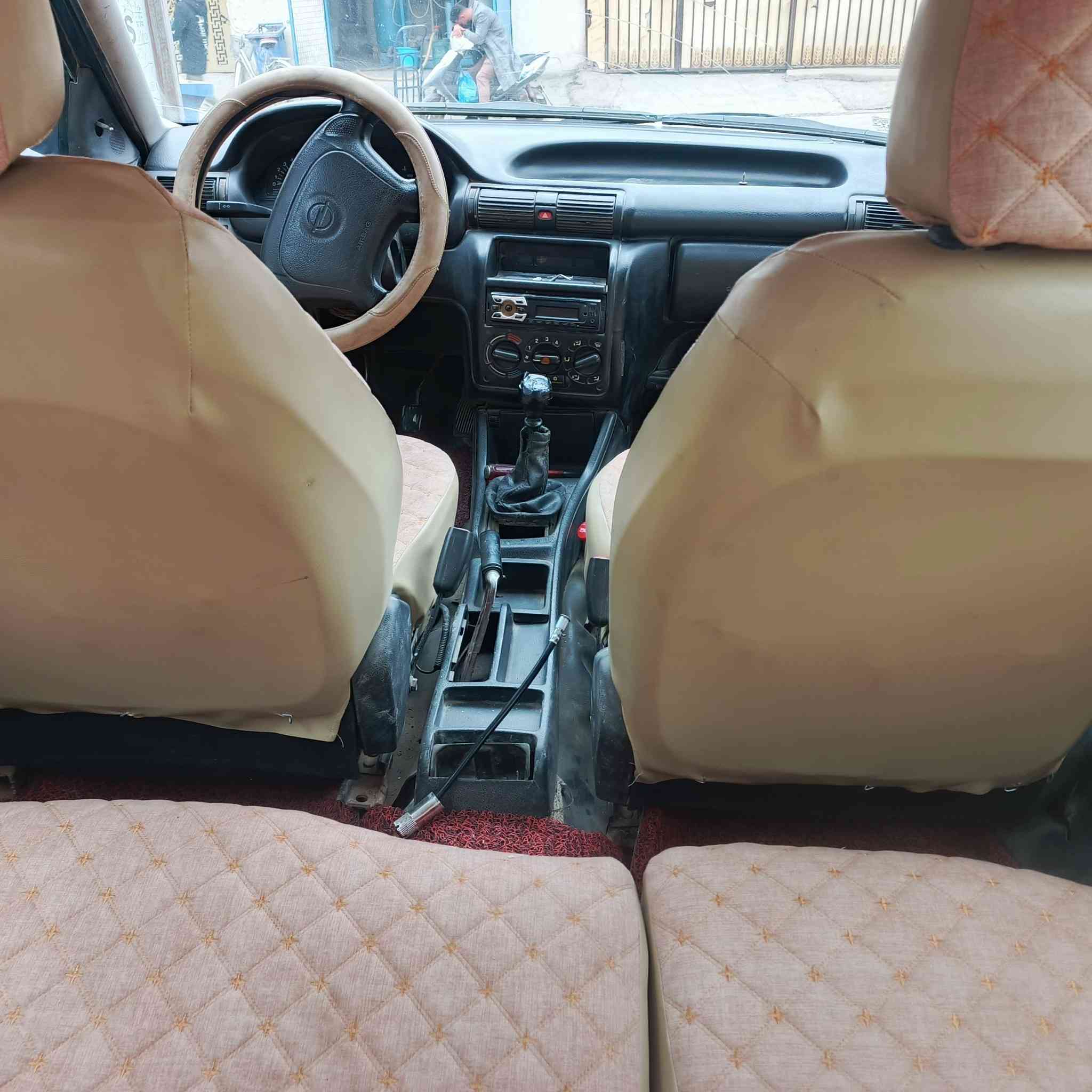 السلام عليكم للبيع استره ستيشن موديل 1994 محرك 1800 محرك وكير مكفول كير عادي رقم بغداد تحويل 
مصبوغه عام جماليه ***********
سعر 40وبيه مجال
ملاحضه مكلف بل نشره
