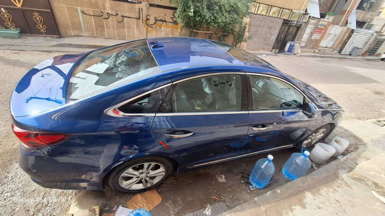 سوناتا 
موديل 2018 وارد امريكي
كامرة خلفية
فتحة سقف 
كشنات جلد تحكم كهربائي تدفئة
سبورت
فول مواصفات 
تحكمات
شفتات ستيرن 
شاشة ابل كار بلاي واندرويد اوتو
محرك 2400 GDI
حادثها جاملغ امامي والبنيد مرشوش ? سونار موجود بلمنشور
ماشيه 97 الف ميل
السعر127 $

رقم التواصل ***********
مكاني بغداد الحرية
