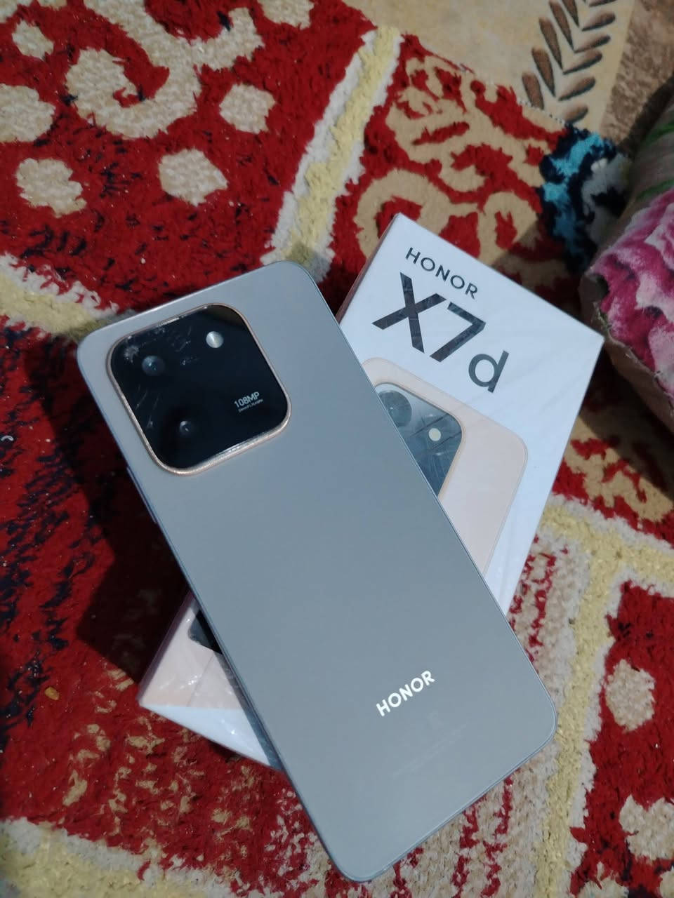 هونر x7d جهاز مكفول ونظيف  ماعده فطور بالكامره مامأثره عليه سعره ١٥٠ وبيه مجال


**إذا كنت صاحب هذا الإعلان وتريد حذفه لأي سبب، رجاءا أرسل رسالة إلى الدعم الفني**