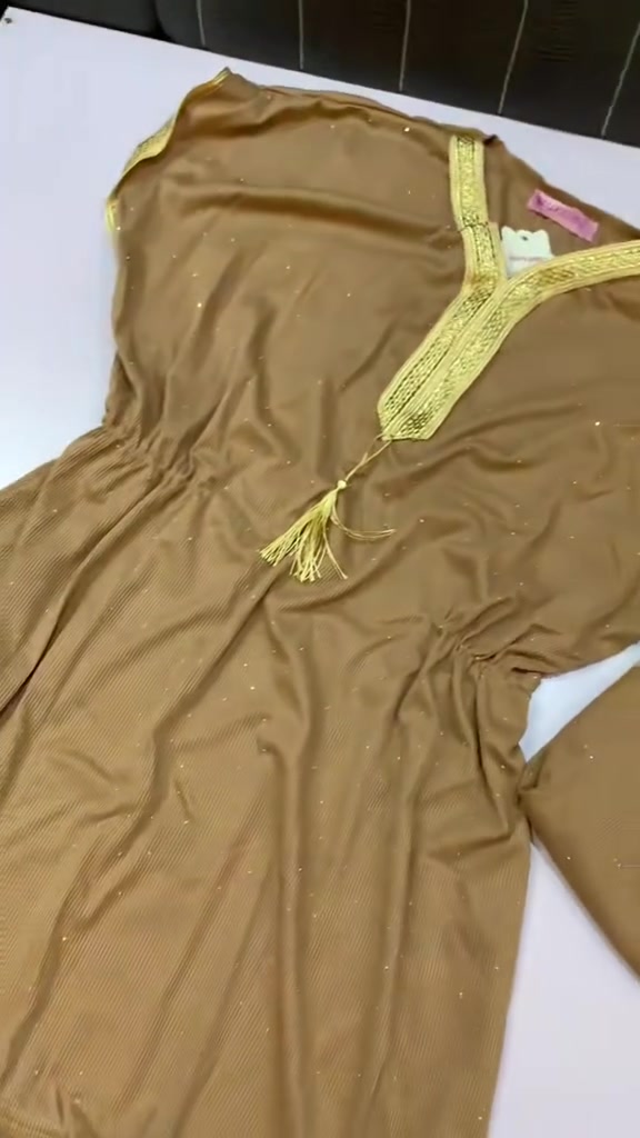 سوت مغربي 
بي قياسات 
يوجود توصيل محافضات


**إذا كنت صاحب هذا الإعلان وتريد حذفه لأي سبب، رجاءا أرسل رسالة إلى الدعم الفني**