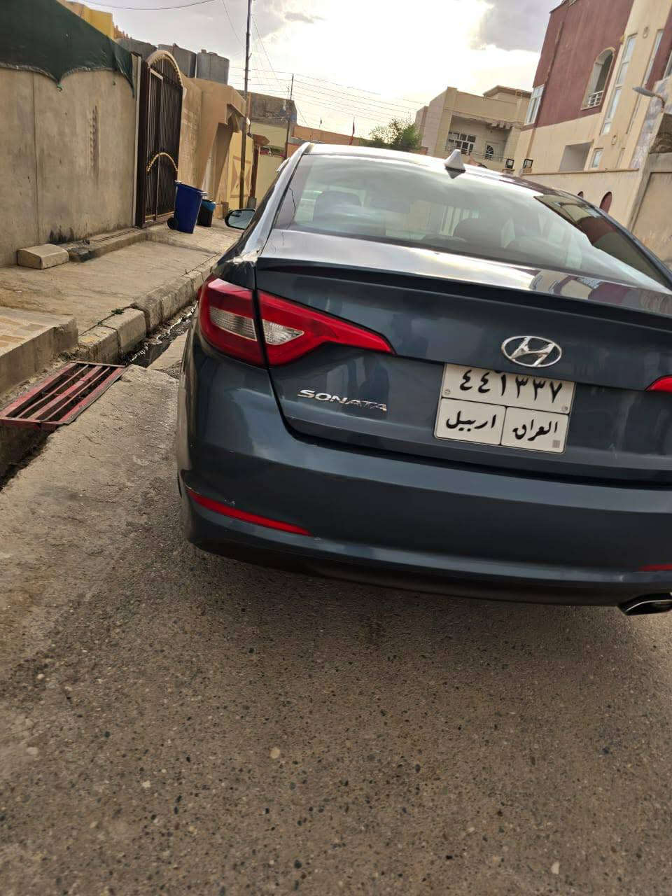 سلام عليكم 
سوناتا 2016 
ضرر قطعة واحد صندوق خلفي
سيارة مال جناي نضيف كدام عينك 
كابون موجود 
سنويه مجدد لحد 2028 
مكينه مفتوح 
السعر                       128$  بي مجال بسيط
سونار موجود هم
استفسار خابر رقم الهاتف ***********
