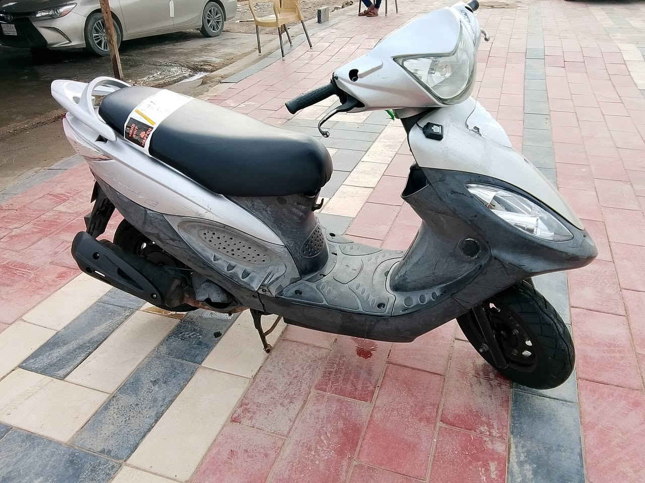 دراجه كامكو مكفوله كفاله عامة دراجه نظيفة وخير من الله كربايات خير من الله زنون اليت قفلهة 700شراي يراسني


**إذا كنت صاحب هذا الإعلان وتريد حذفه لأي سبب، رجاءا أرسل رسالة إلى الدعم الفني**