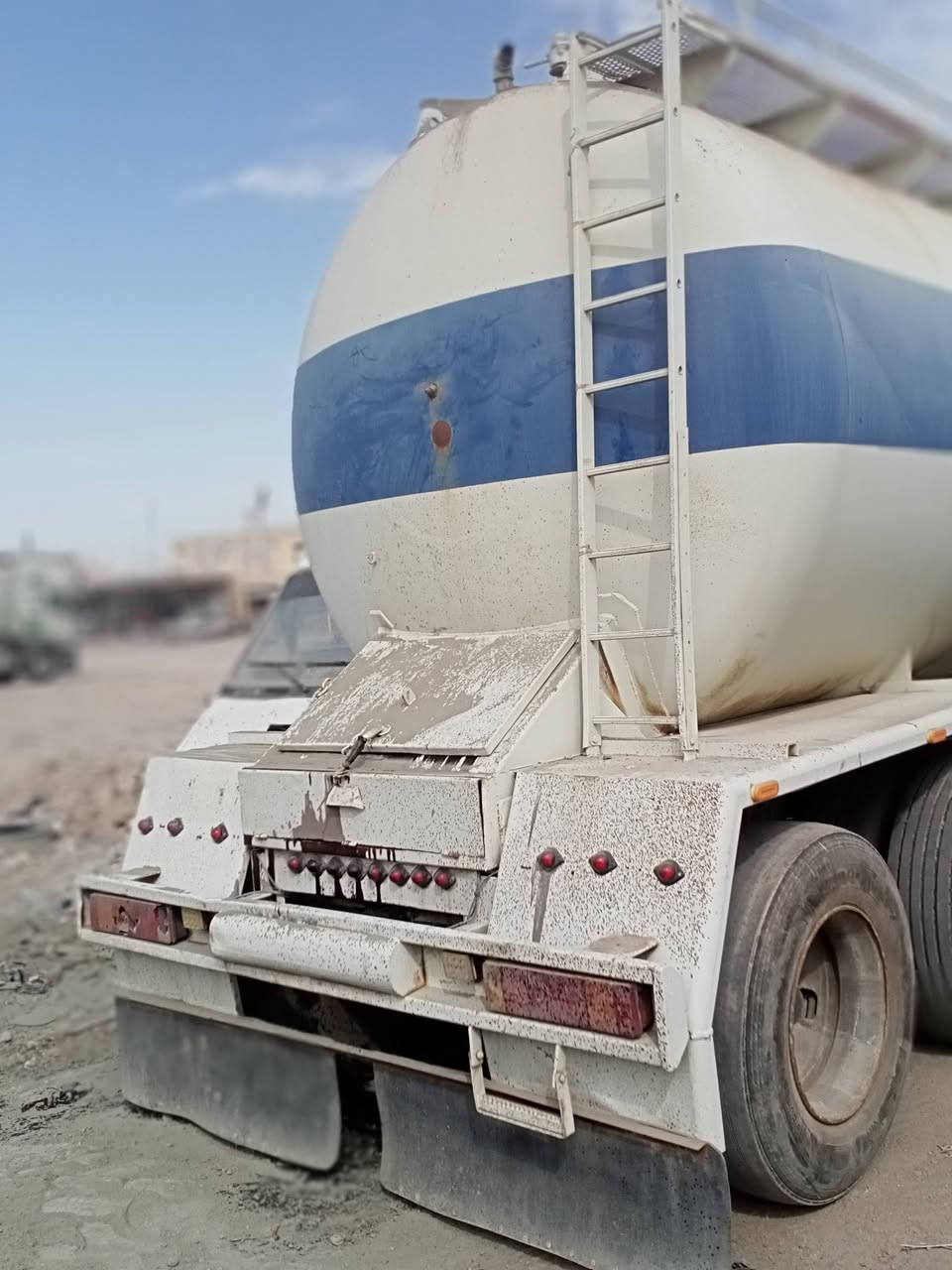 ♦️السلام عليكم ♦️
متوفر كلير ٥٠ طن النوع الخفيف يصير ٣ دناكير السعر ٥٠ ورقه وبي مجال
🛑 المكان - قرب ملعب الكوفه - حي الصناعي


**إذا كنت صاحب هذا الإعلان وتريد حذفه لأي سبب، رجاءا أرسل رسالة إلى الدعم الفني**