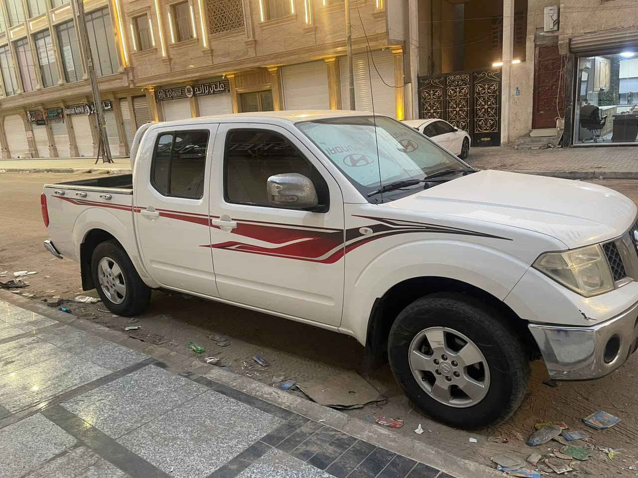 السلام عليكم بيكم نيڤاره موديل 14 مكينه كير كفاله لا تبخير ولا تنقيص تبريد شغاله كهربايات شغاله كلهه السياره جديده مابيهه اي نفص بيهه ضربه بلجاملغه صفحت السايق خفيفه ومصلح نفسه ومرشرش هوه البنيد فقط باقي السياره كلهه كفاله مكان السياره البصره الجنينه شارع السوك 
رقم ***********
