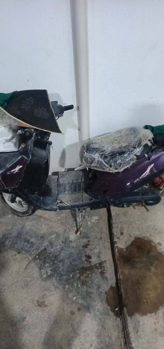 السلام عليكم شباب موطور ذبانه للبيع  
الموطور شغال مابي اي عيب بس كهربايات مابي  سلف يشتغل
الشراي بي خير ويتدلل السعر 115وبي مجال شي قليل  
مكاني كركوك


**إذا كنت صاحب هذا الإعلان وتريد حذفه لأي سبب، رجاءا أرسل رسالة إلى الدعم الفني**