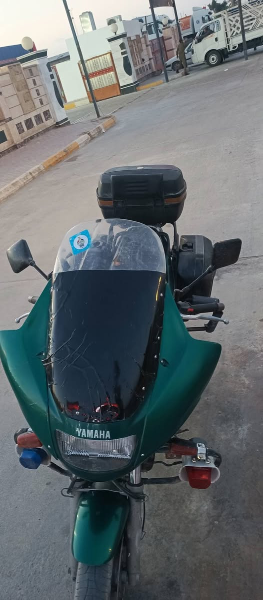 للبيع ياماها900 رقم انكليزي لوحتين بغداد دامة كامله مكينه كير بلاد شرط ترايك وين ما يعجبك دراجه تزويد صافرات لافتات جامة ستيرين بوليس دراجه دروعا امامي خلفي  دراجه موديل .94 .مال بوليس مكان الدراجه صلاح الدين سامراء السعر ((30$ ))قابل للتفاوض سعرها استفسار خاص او((***********))لحد يواعد كلمن يجي قبل ياخذها
