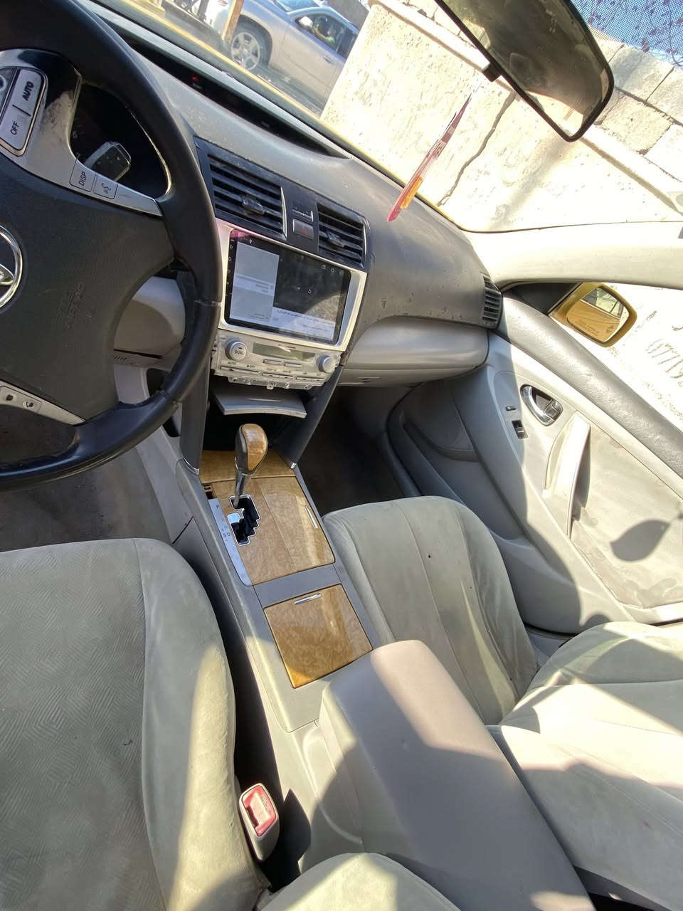 سلام عليكم سياره كامري 2007 مجدده السنويه مصبوقه السياره صبقه جديده جاهزه من كلشي السعر 85 
العنوان البصرة ابو الخصيب ***********
